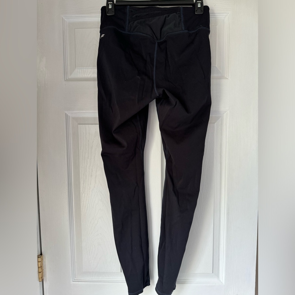 Women’s Fabletics Size Medium Black Leggings